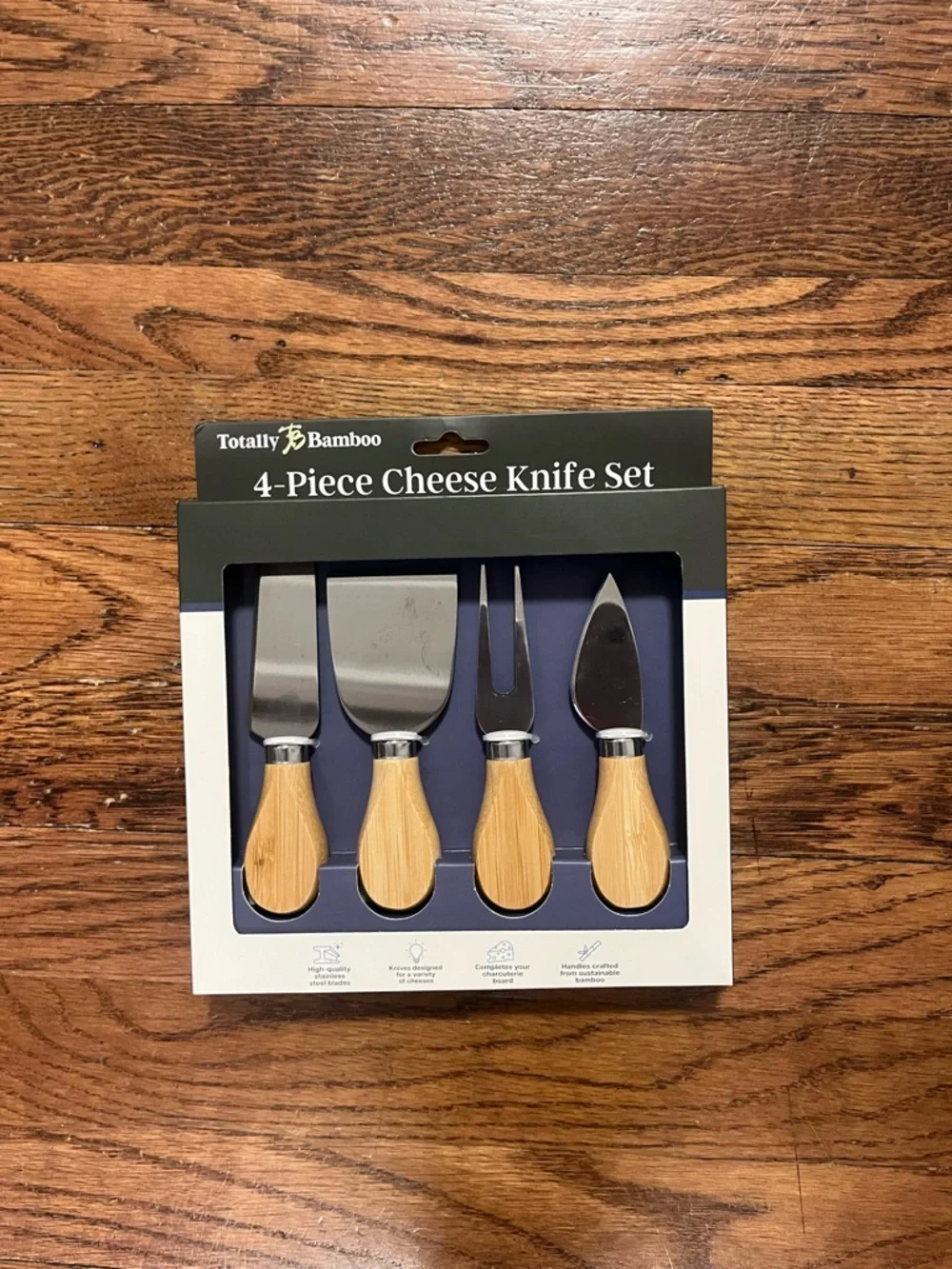 Natural Bamboo & Stainless Steel 4-Piece Cheese Tool Set
